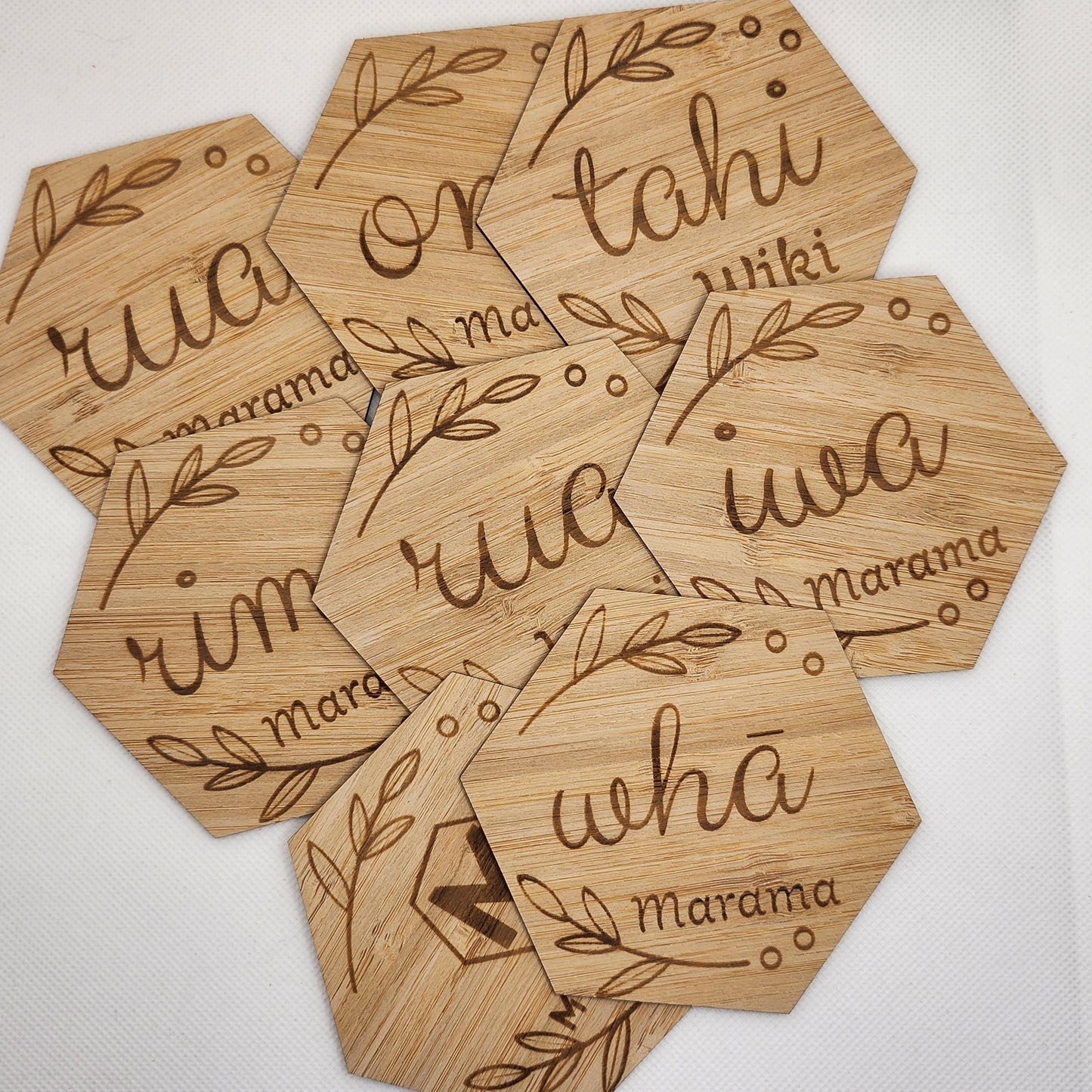 Te Reo Maori Newborn Milestone Tiles