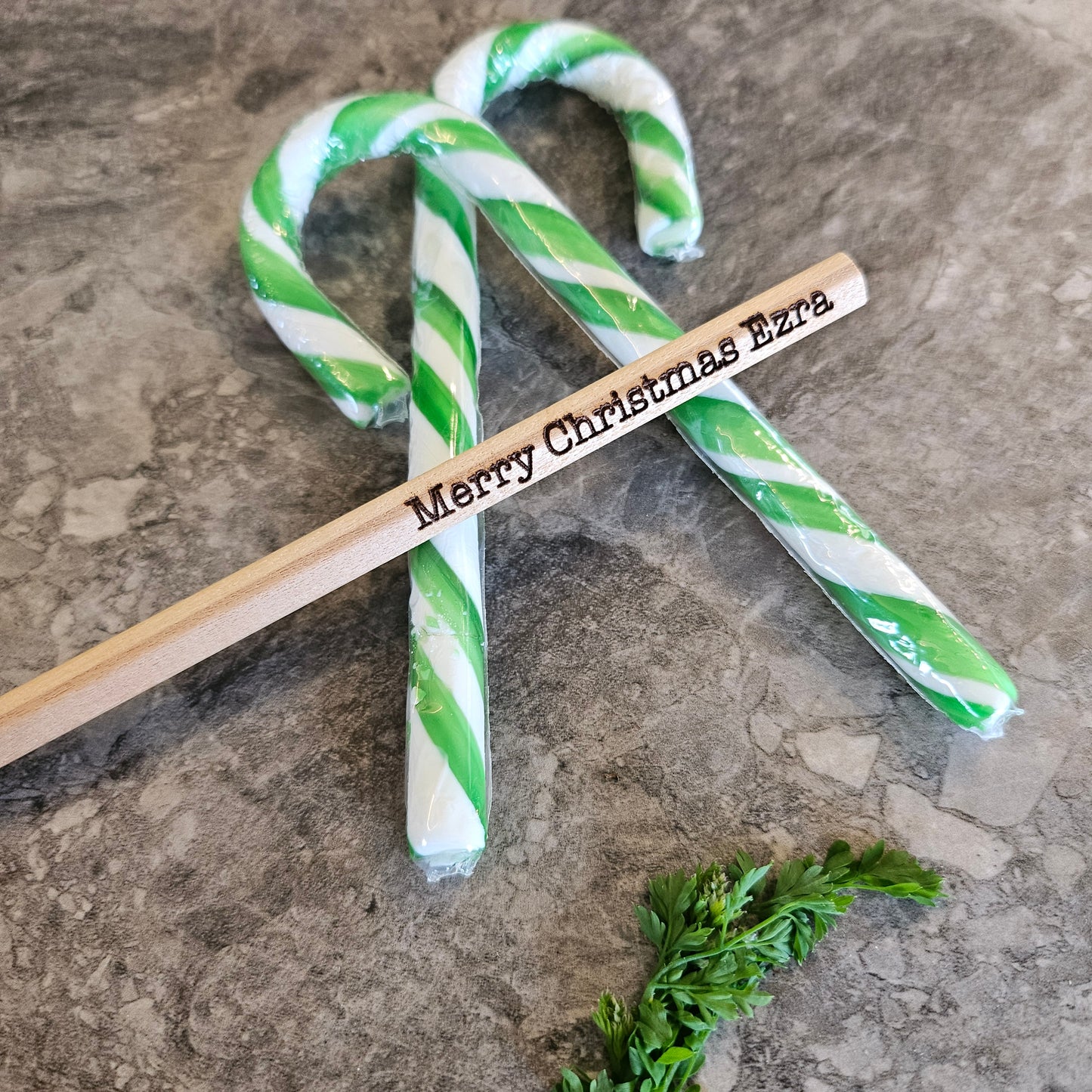 Christmas themed pencils pack of 5