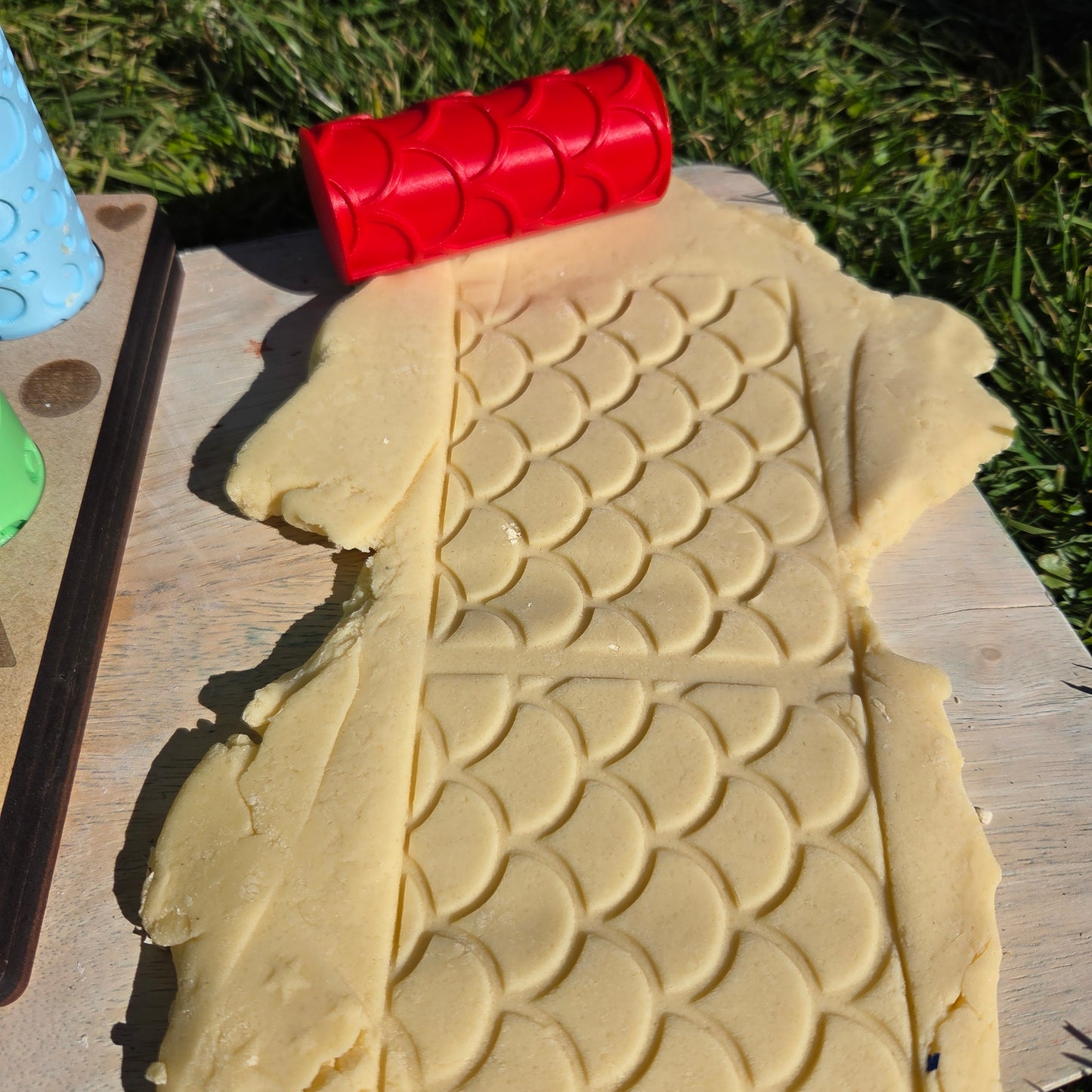 Scales Playdough Roller