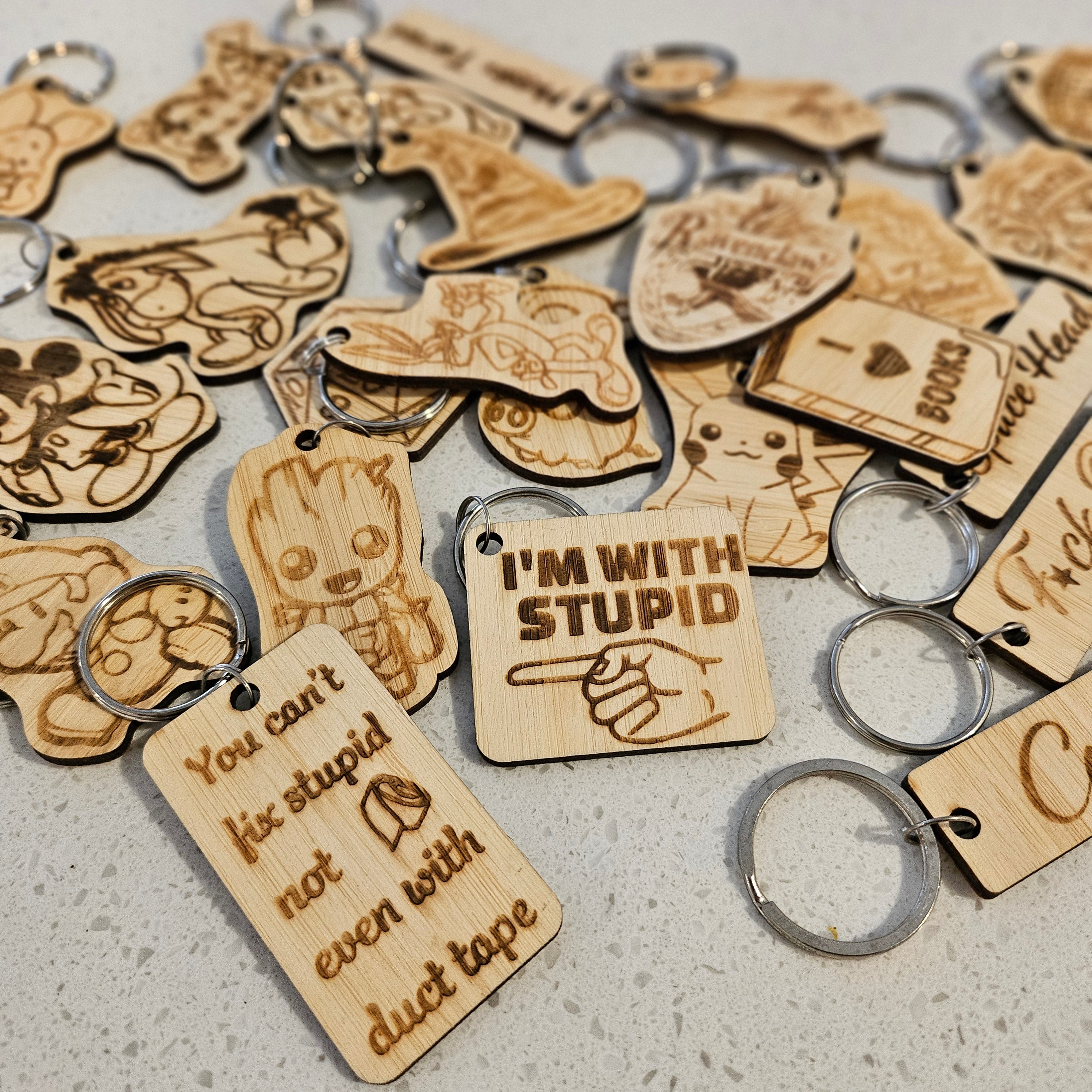 Assorted Wooden Keyrings – Muddle NZ