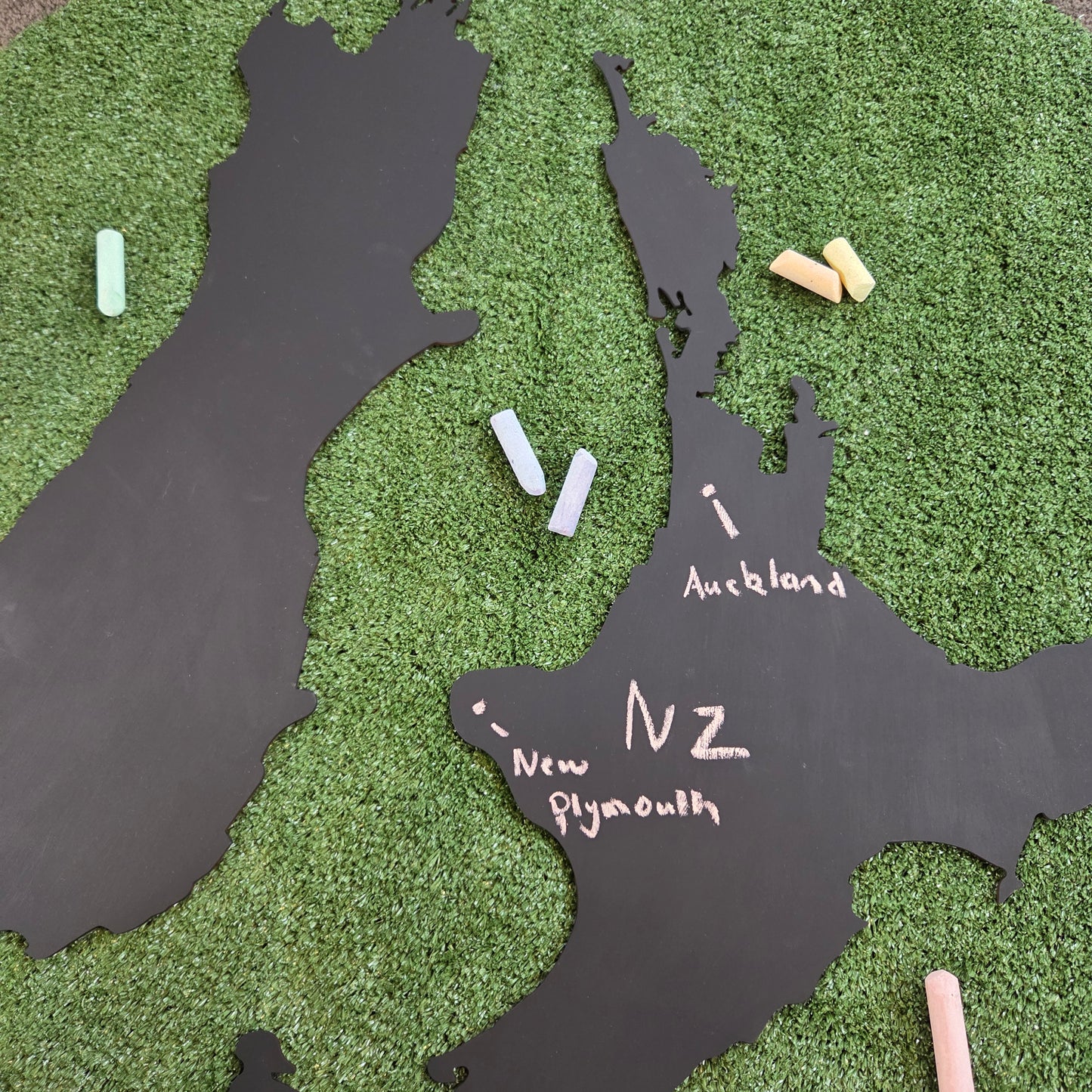 NZ Map- Chalkboard