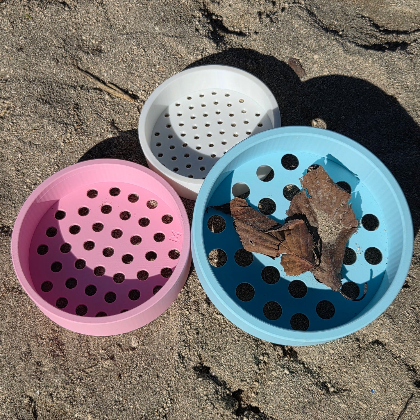 Shaker Tray Set
