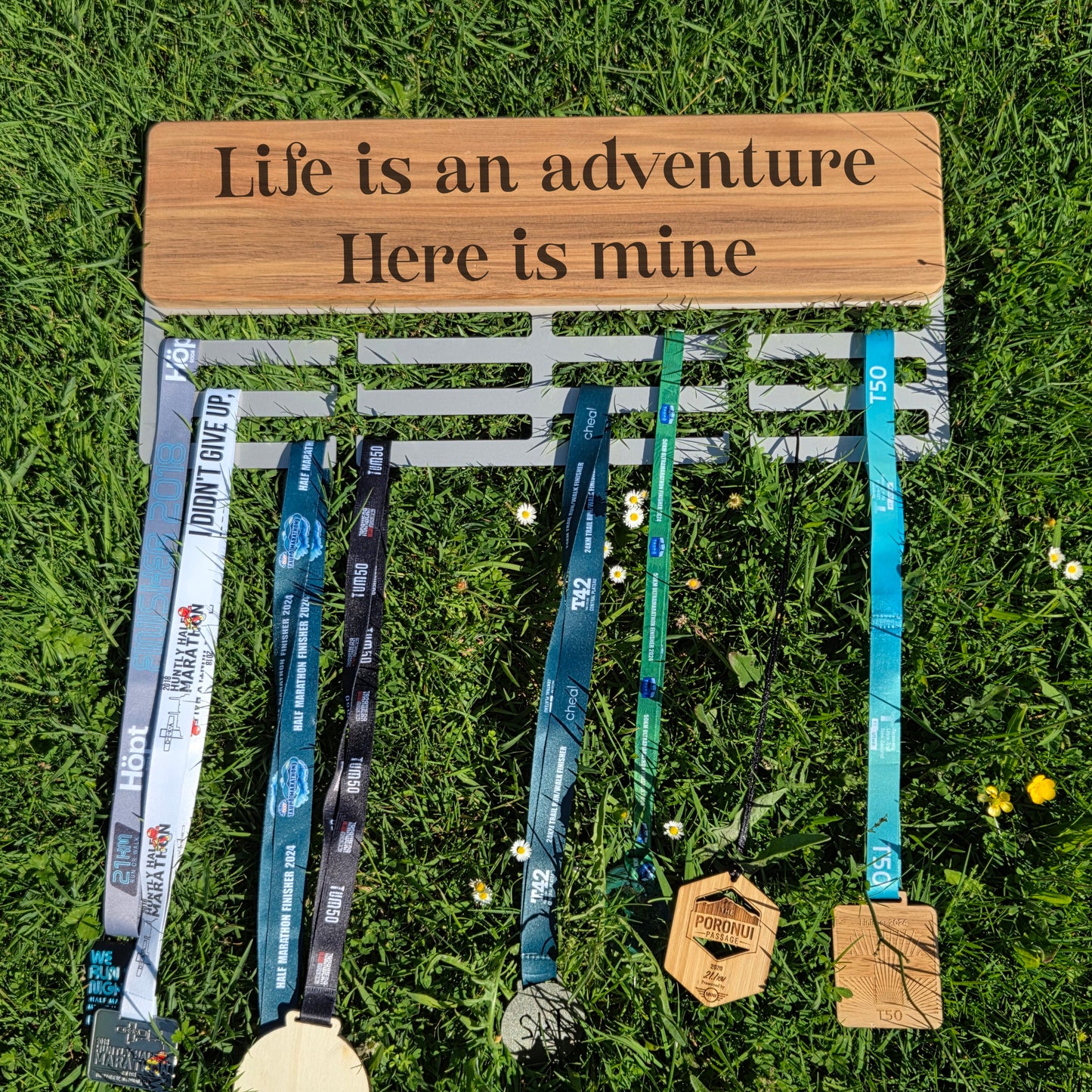 Rimu Customisable Sayings Medal Hanger
